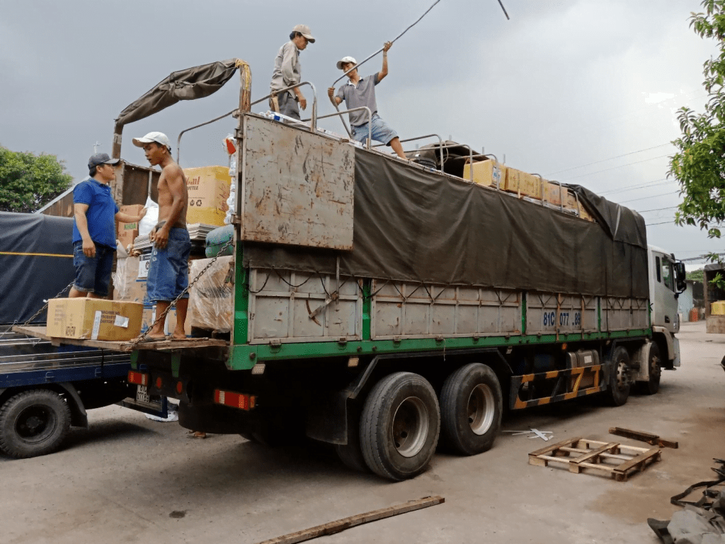DỊCH VỤ KHÁCH HÀNG TẠI VIỆT HƯƠNG CERAMICS dich vu khach hang
