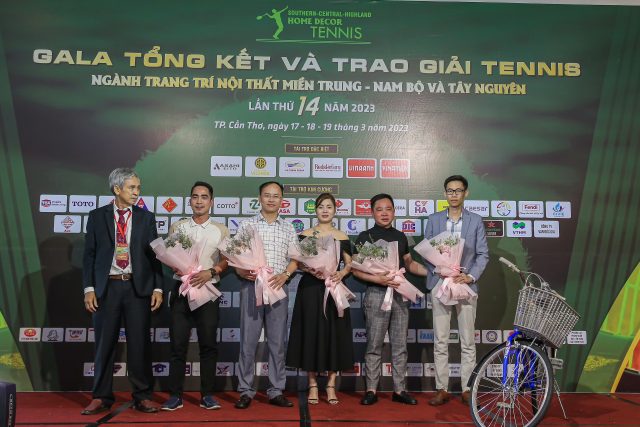 tri an cac ntt ung ho xe dap